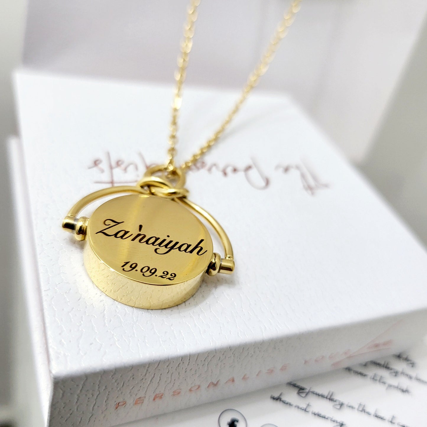 Rotating Disc Pendant Necklace - The Personalists