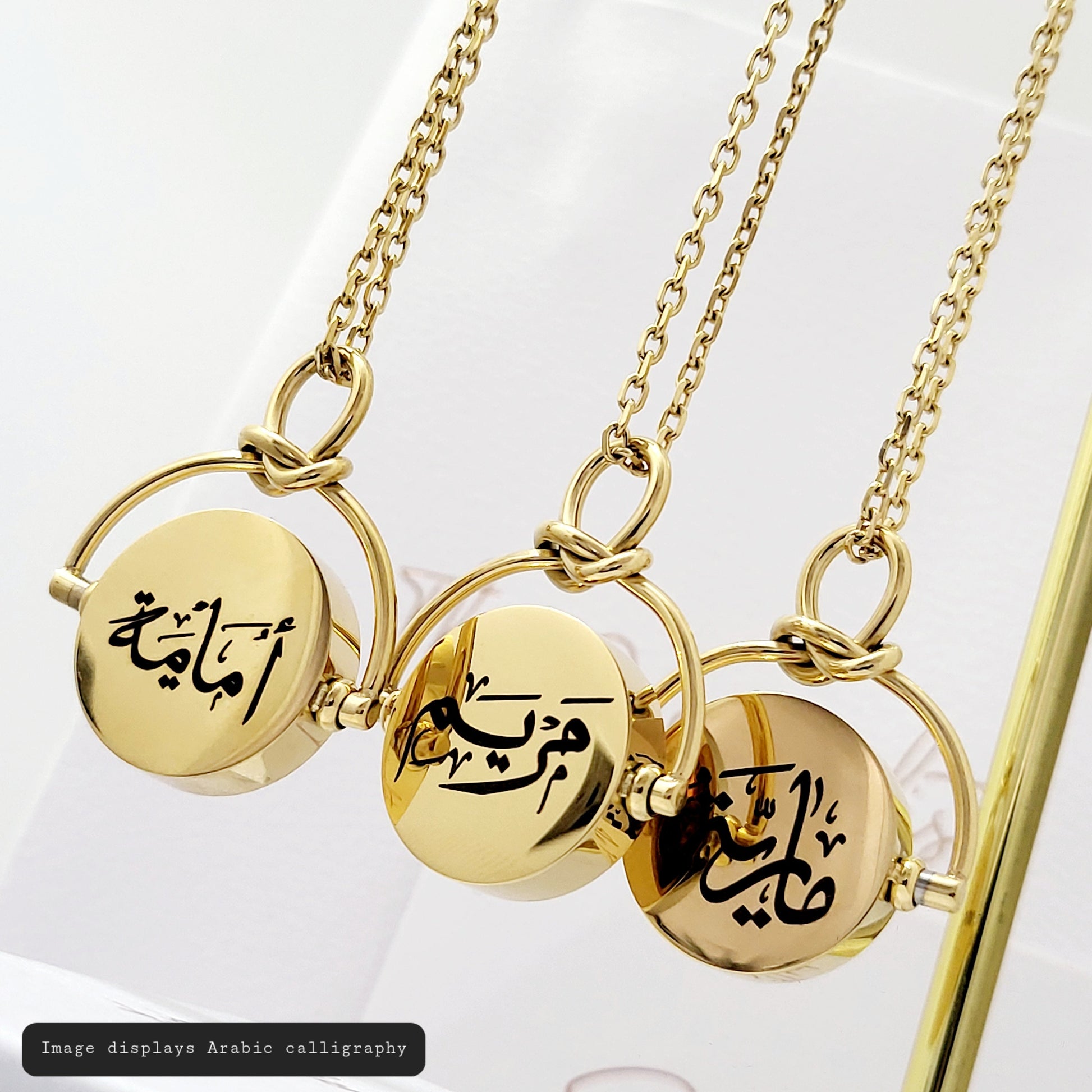 [CUSTOM] Rotating Disc Pendant Necklace - The Personalists