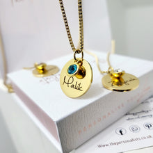 Load image into Gallery viewer, Disc Pendant Necklace - The Personalists
