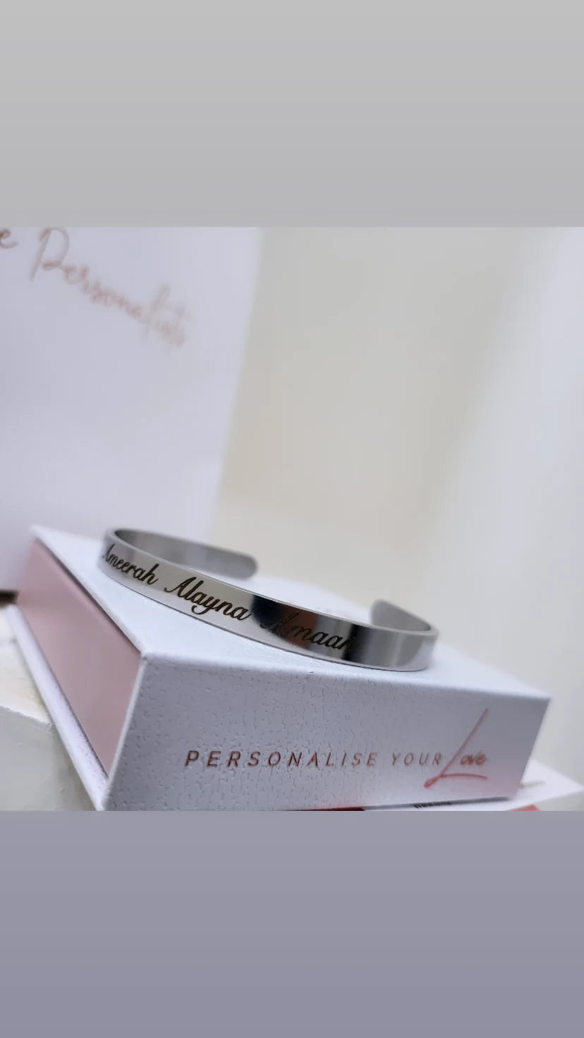 Signature Cuff - The Personalists